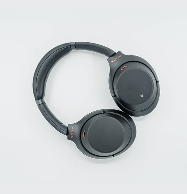Headphone